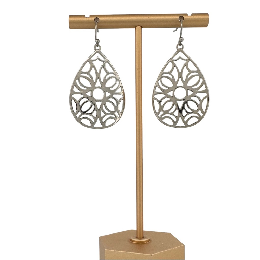 Silver Tone Cutout Design Teardrop Earrings - A&I Fashion Earrings
